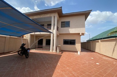 Five (5) Bedroom Semi-detached House For Rent at Spintex