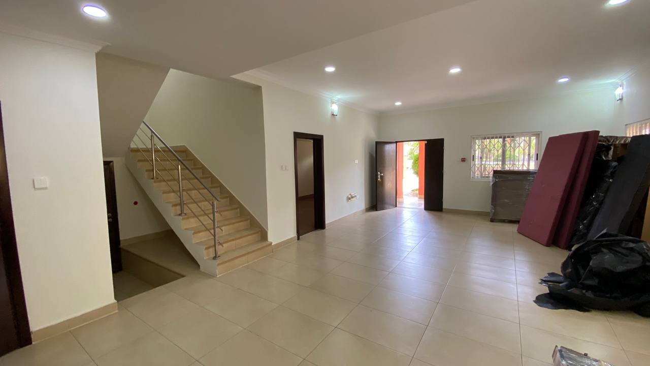 Five (5) Bedroom Townhouse with Boys' Quarters For Rent in a Gated Community at Cantonments