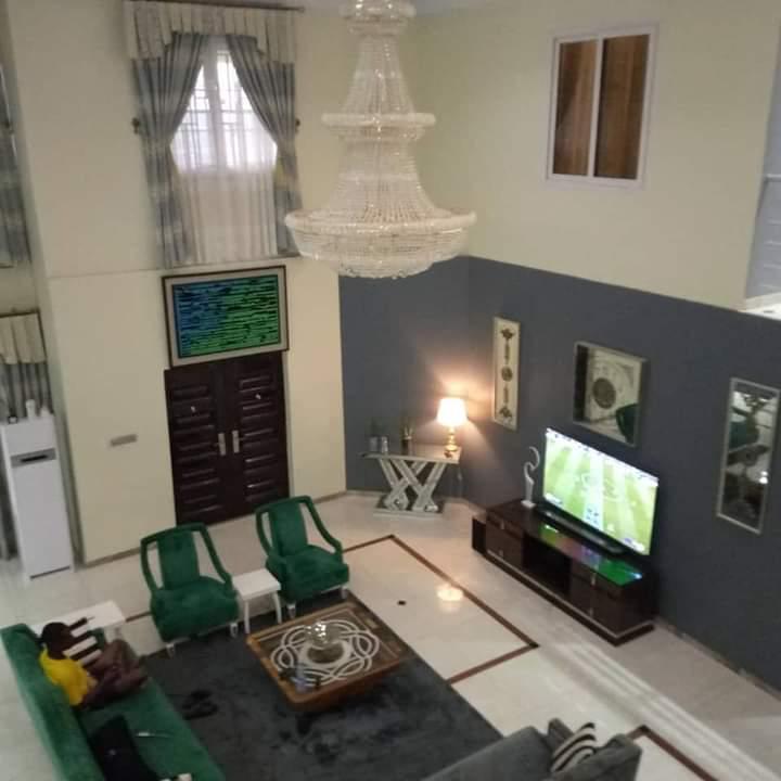 Five (5) Bedroom Unfurnished House For Sale at Nsawam Pampaso