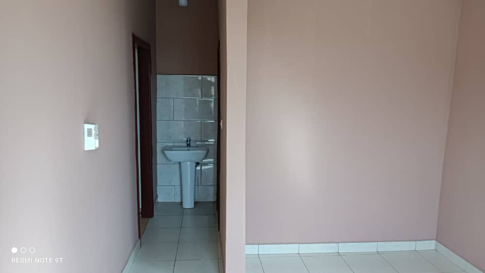 Four (4) Bedroom Apartment for Rent at Apramang-Kumasi