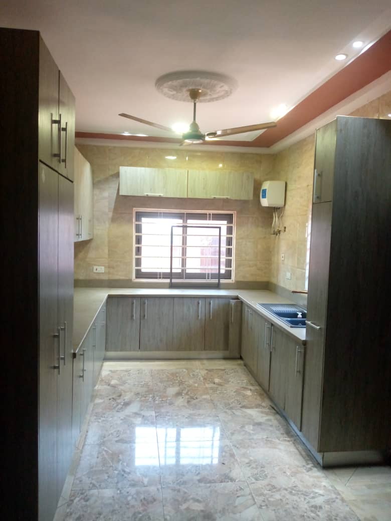 Four (4) Bedroom House for Rent at Chantang