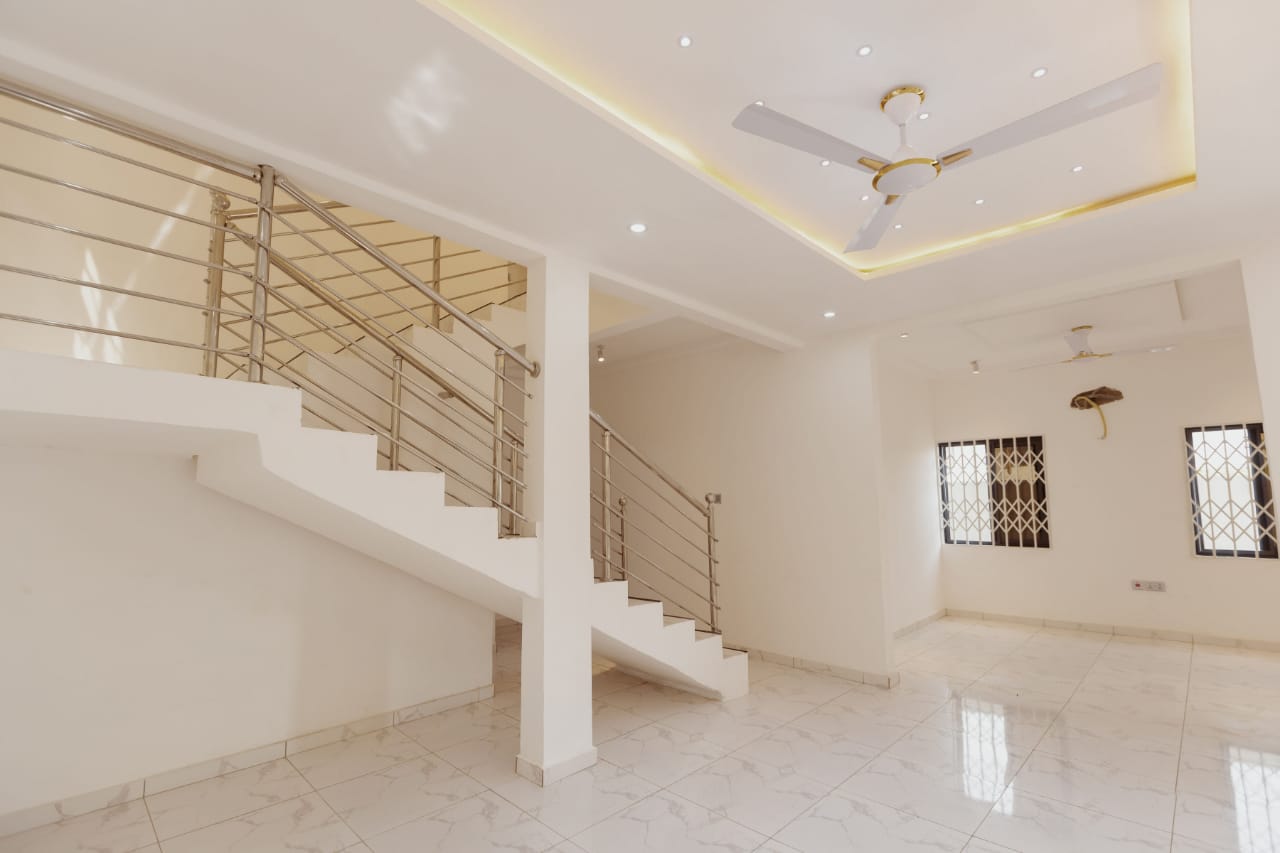 Four (4) Bedroom House for Sale at Oyarifa