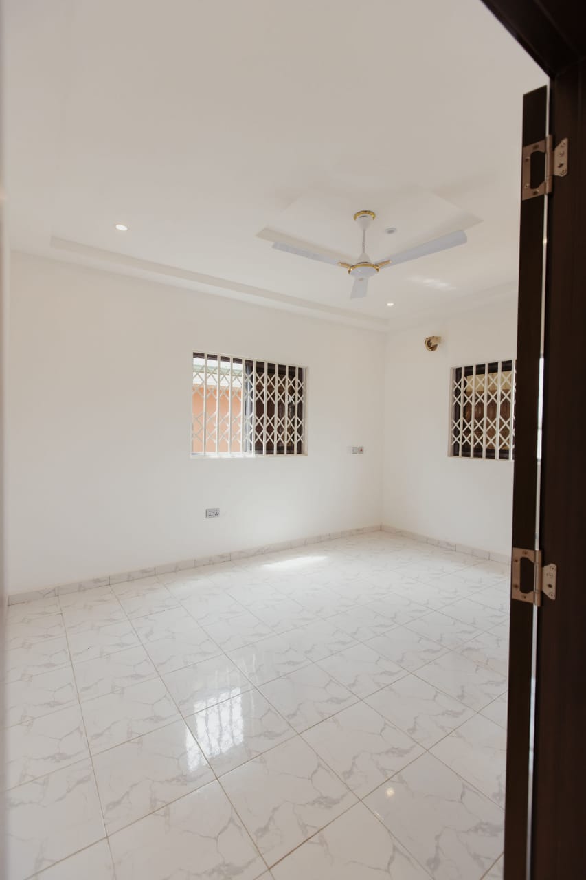 Four (4) Bedroom House for Sale at Oyarifa