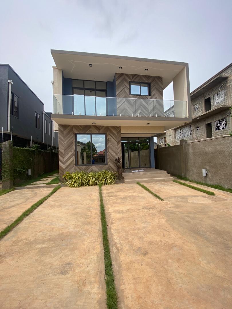 Four (4) Bedroom House for Sale at Oyarifa