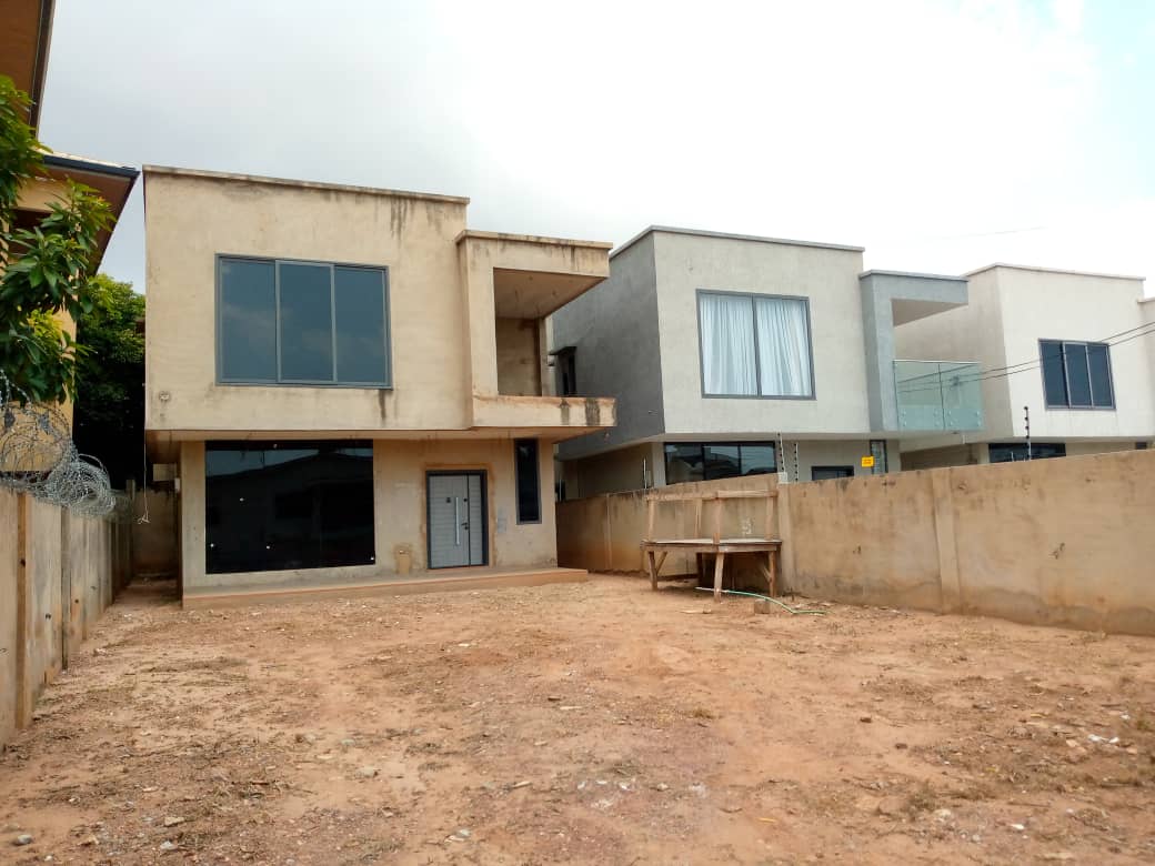 Four 4-Bedroom House for Sale at Westland