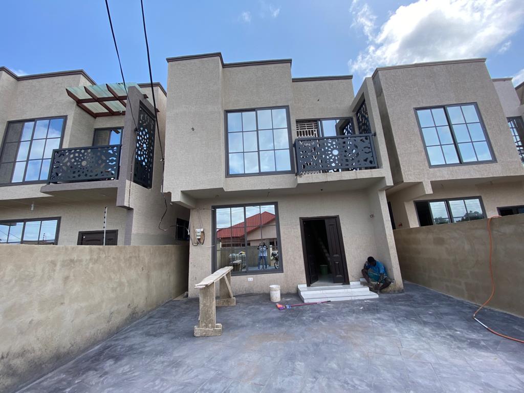 Four 4-Bedroom House for Sale in Spintex 