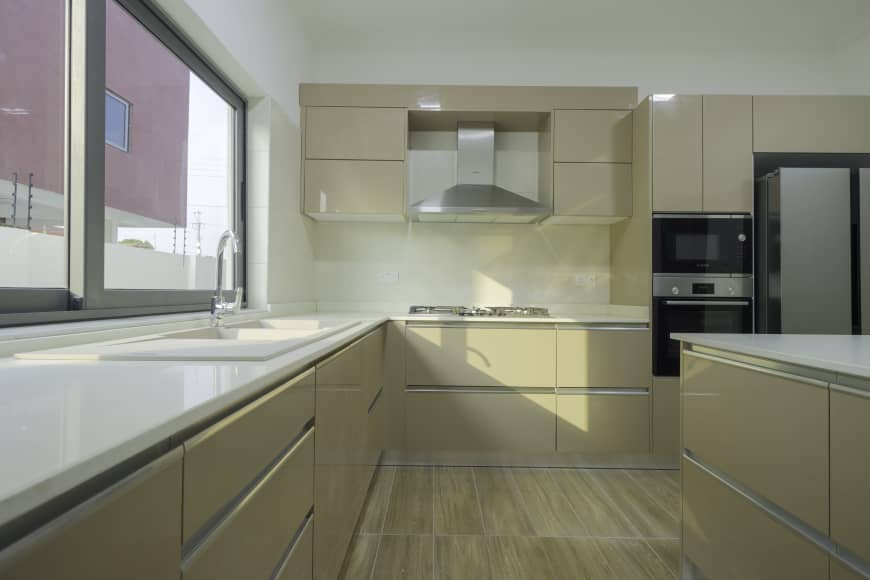 Four (4) Bedroom House with  Boys' Quarters For Rent at Abelenkpe