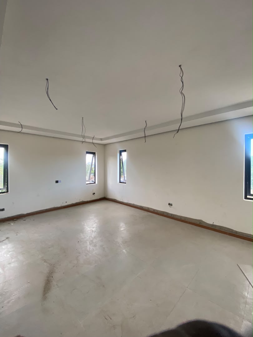 Four (4) Bedroom Townhouse with Boys' Quarters For Sale in a Gated Community at Roman Ridge