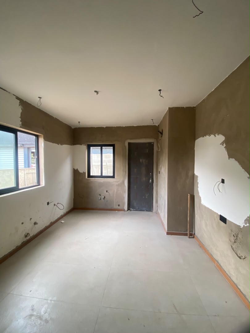 Four (4) Bedroom Townhouse with Boys' Quarters For Sale in a Gated Community at Roman Ridge