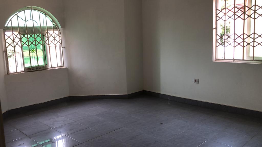 Four 4-Bedroom House with Boy’s Quarters for Sale/Rent at Achimota