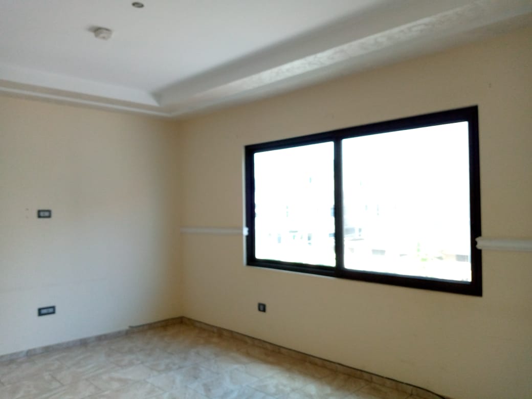 Four 4-Bedroom Townhouse for Rent at Airport West