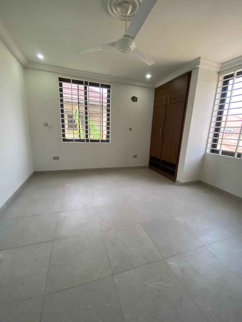 Four 4-Bedroom Townhouse for Sale at Spintex