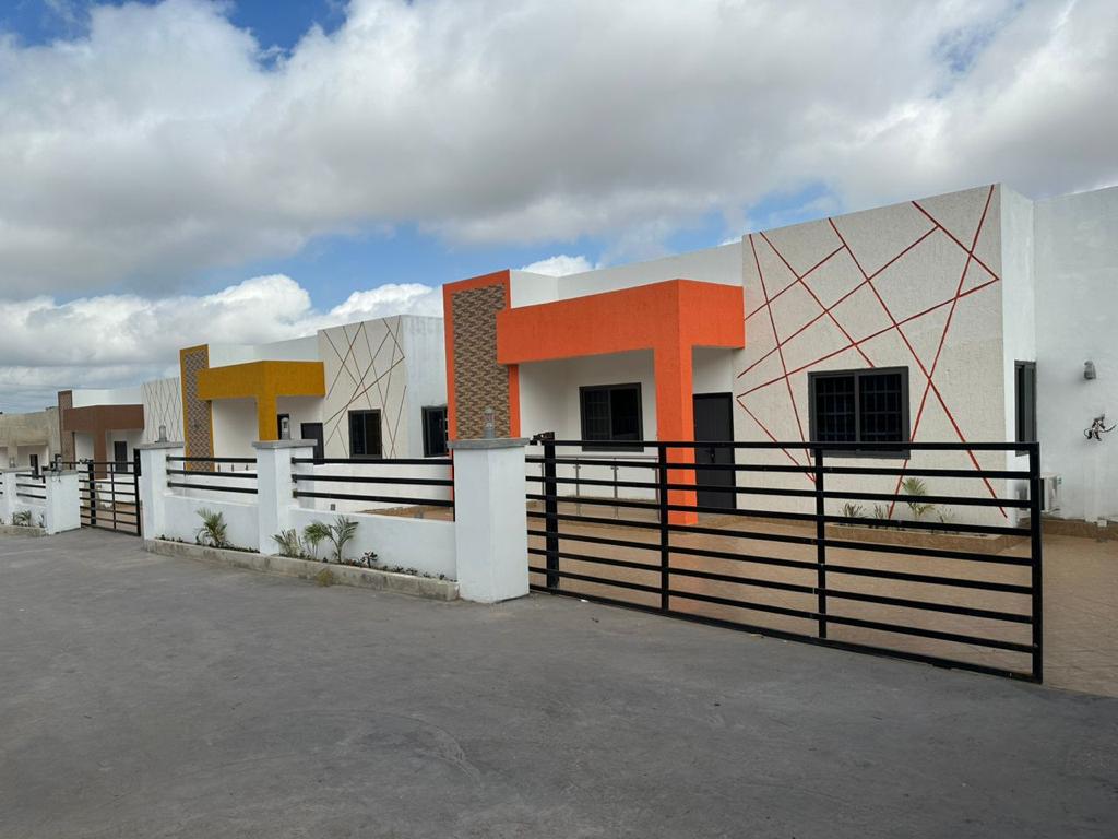Furnished Four 4-Bedrooms House for Sale At Ahodwo-Daban