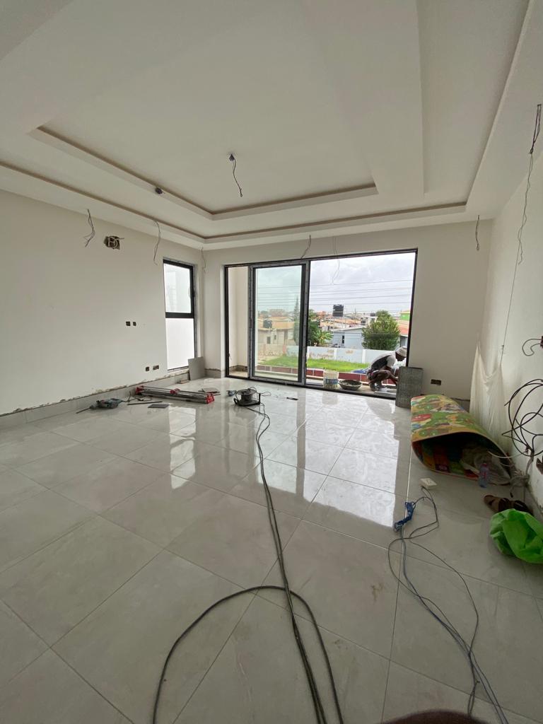 4-Bedroom House With Boy's Quarters for Sale in Spintex
