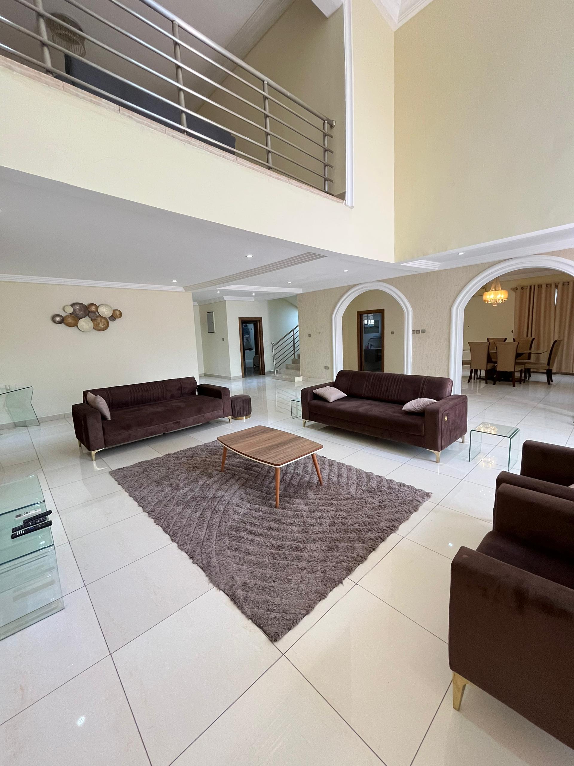 Four (4) Bedroom Fully Furnished House For Rent at Adjiringanor