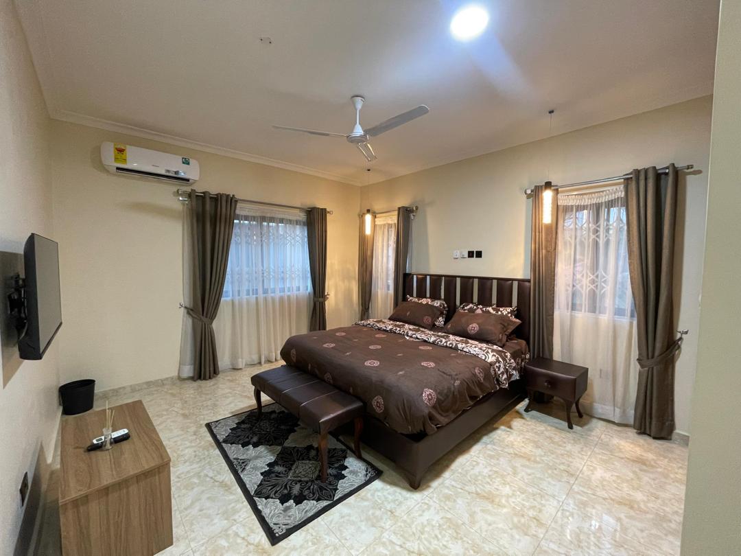 Four (4) Bedroom Fully Furnished House For Rent at Westland