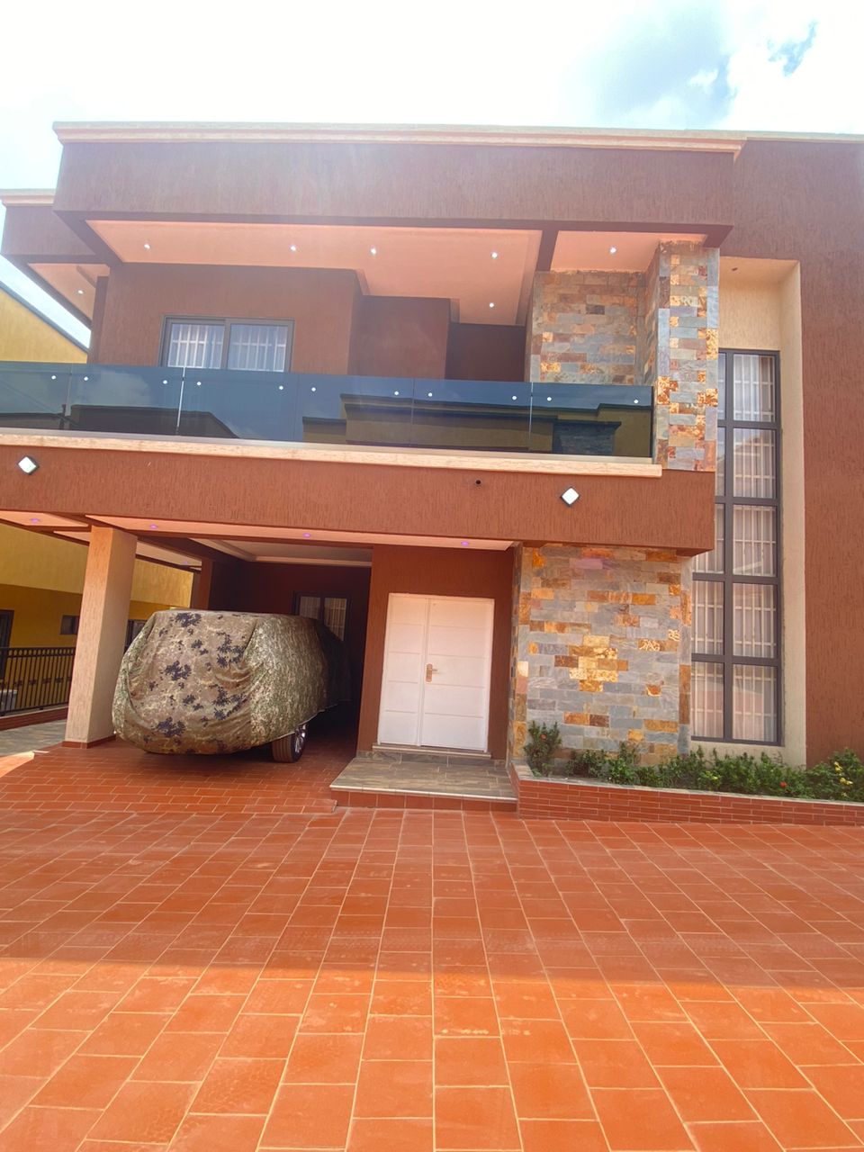 Four (4) Bedroom Furnished Townhouse for Rent at Odeneho Kwadaso