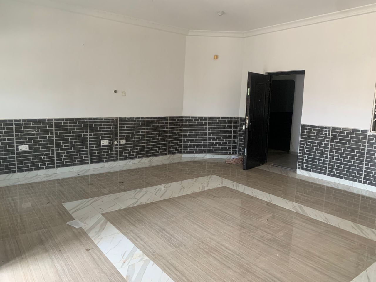 Four (4) Bedroom House For Rent at Agbogba