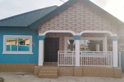 Four (4) Bedroom House For Rent at Amasaman
