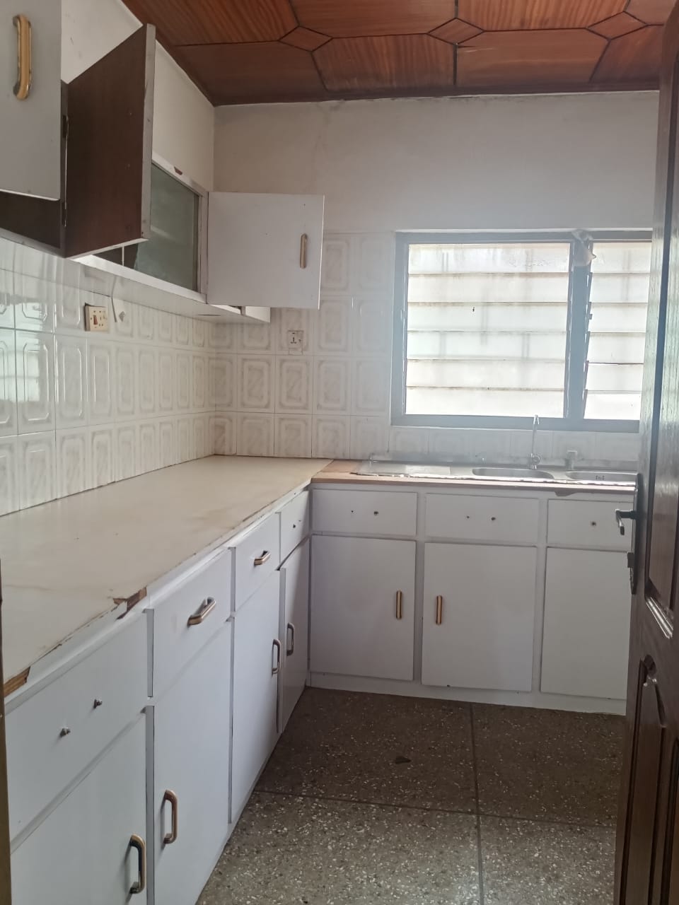 Four (4) Bedroom House For Rent at Ashaley Botwe