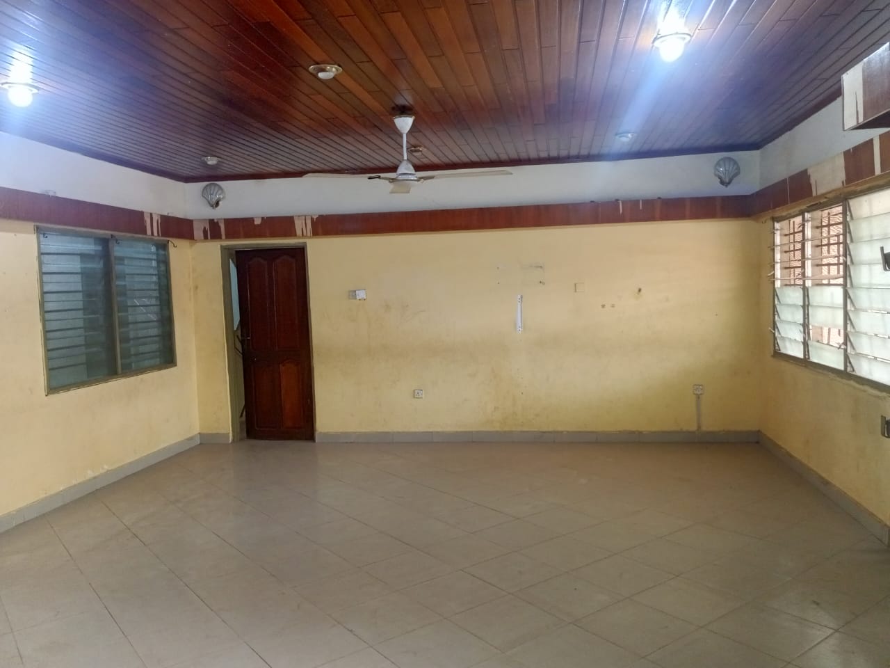 Four (4) Bedroom House For Rent at Ashaley Botwe