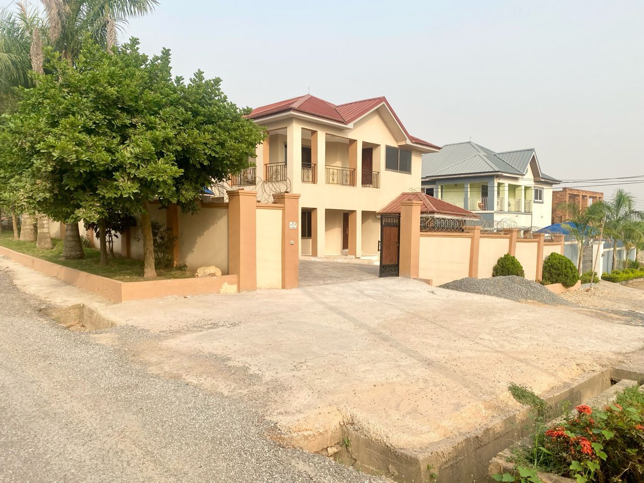 Four (4) Bedroom House For Rent at Kwabenya 