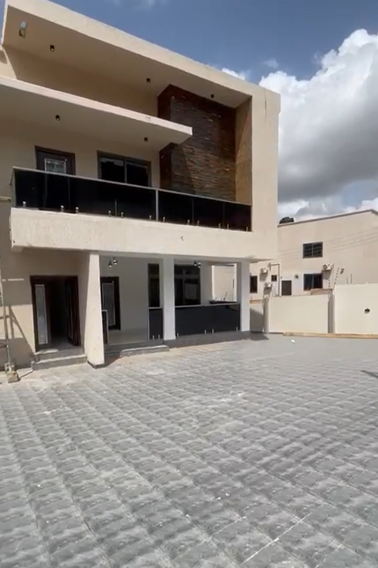 Four (4) Bedroom House For Rent at Kwabenya 