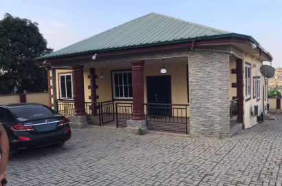 Four (4) Bedroom House For Rent at Kwabenya ACP