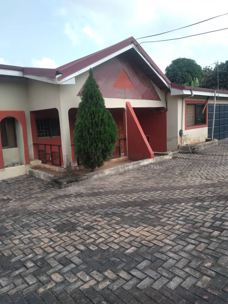 Four (4) Bedroom House For Rent at Ofankor Barrier Asofan