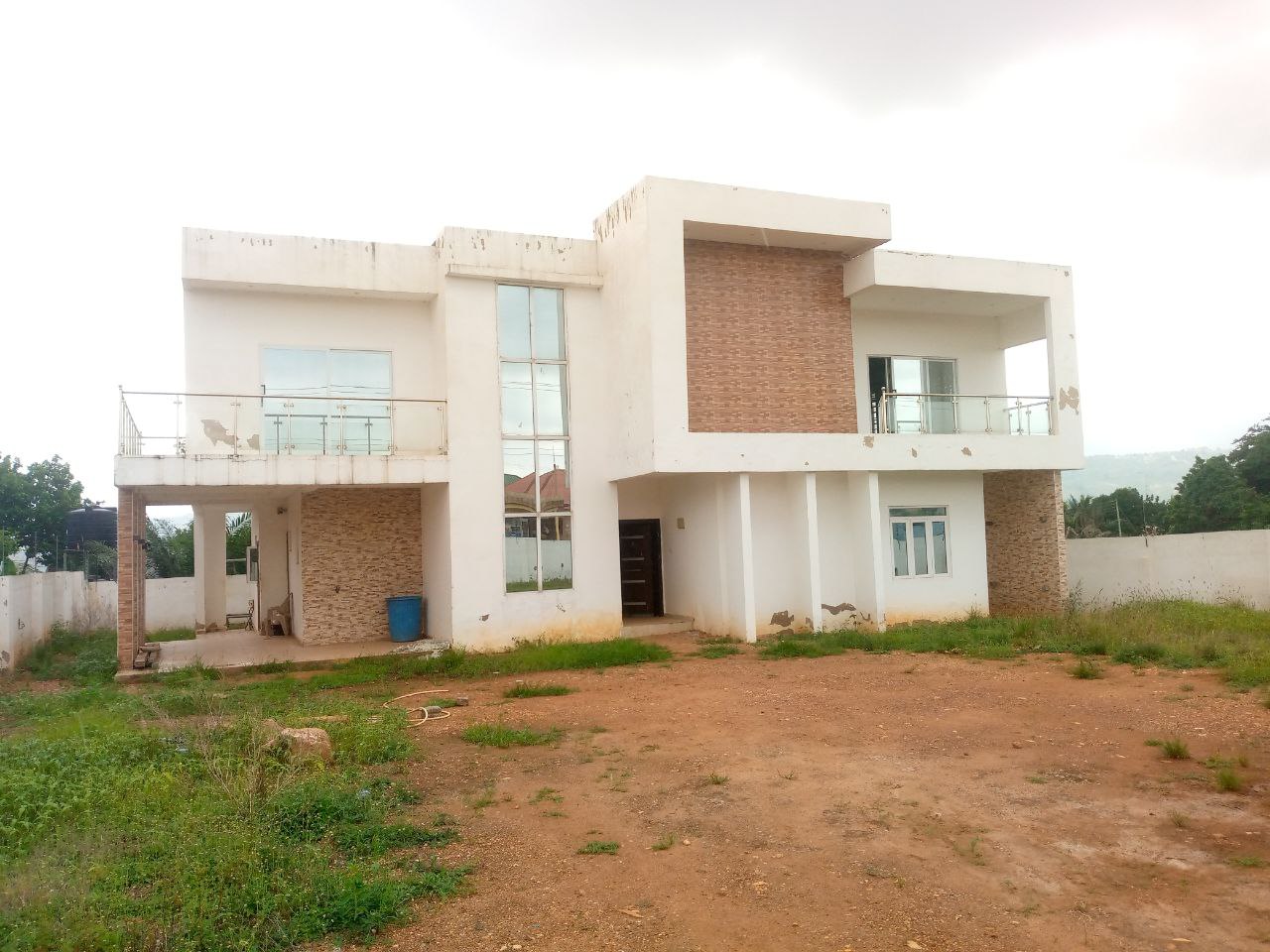 Four (4) Bedroom House For Rent at Oyarifa