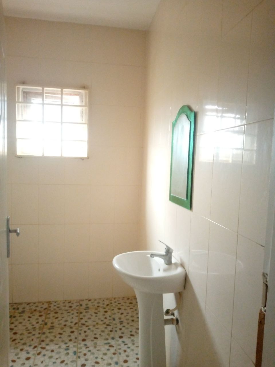 Four (4) Bedroom House For Rent at Oyarifa