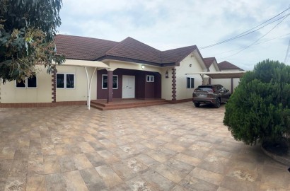 Four (4) Bedroom House For Rent at Oyarifa