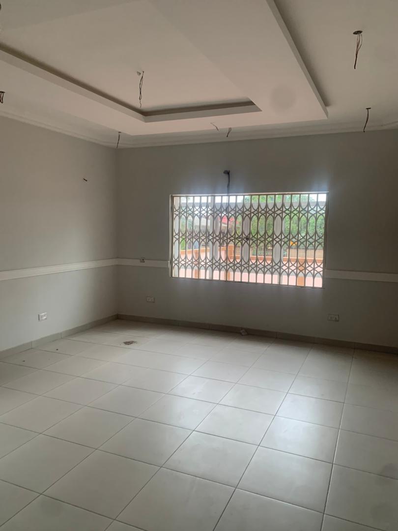 Four (4) Bedroom House For Rent at Pokuase 