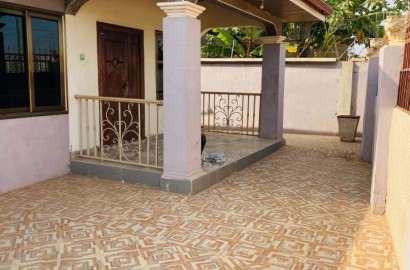 Four (4) Bedroom House For Rent at Teshie Bushroad