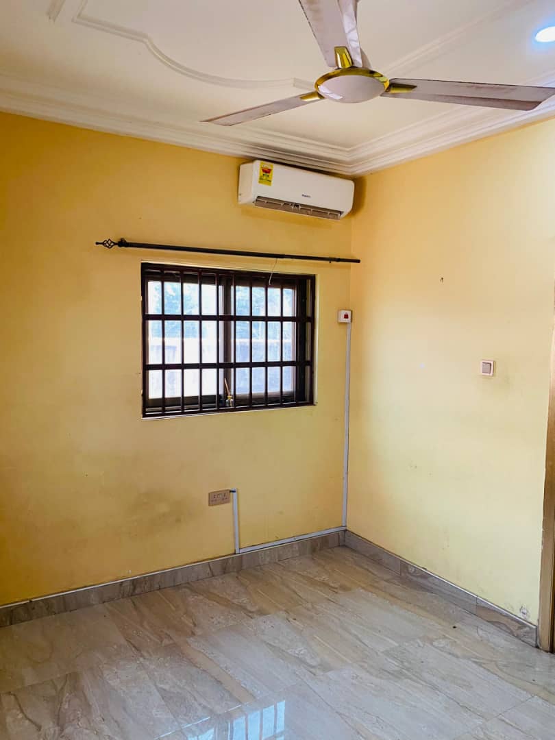 Four (4) Bedroom House For Rent at Teshie Bushroad