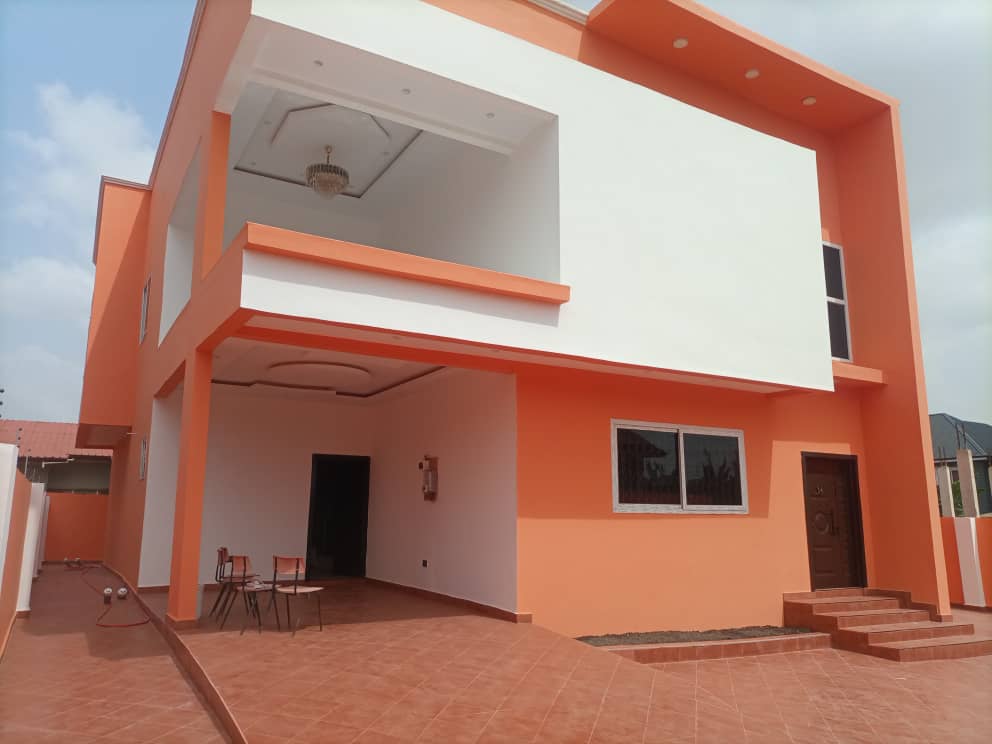 Four (4) Bedroom House For Sale at Ashongman Estate