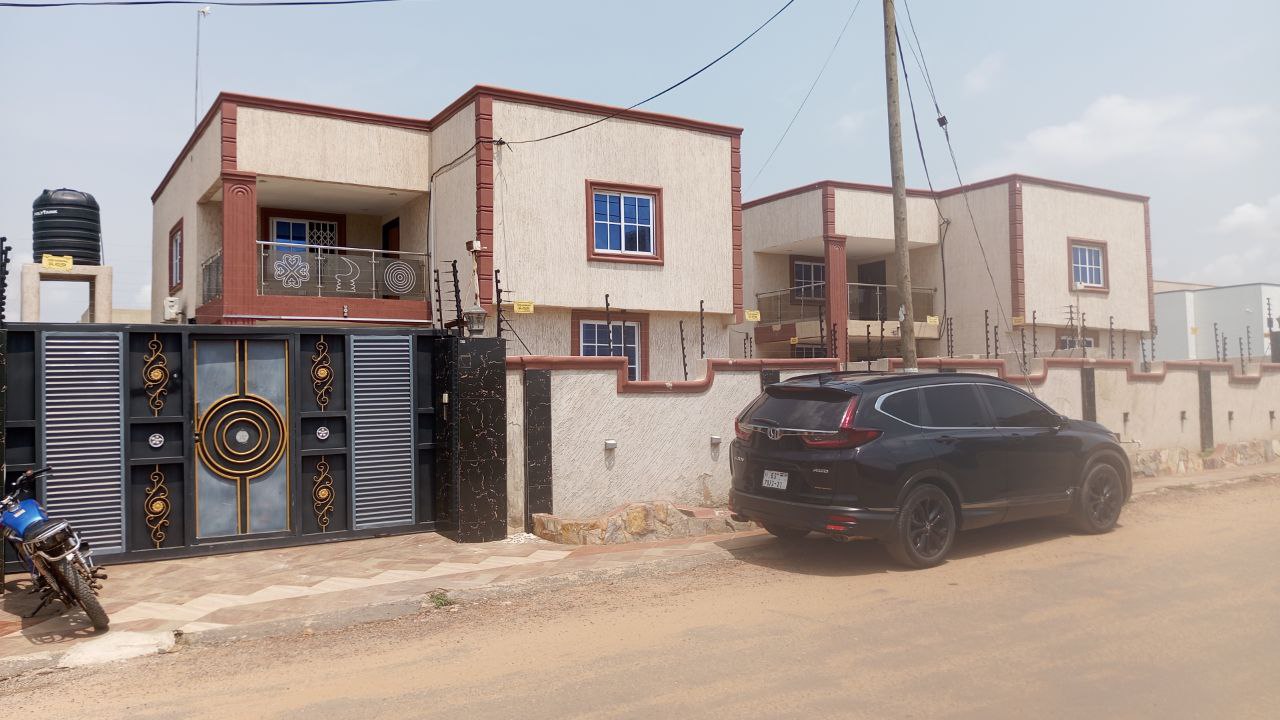 Four (4) Bedroom House For Sale at East Legon Ogbojo
