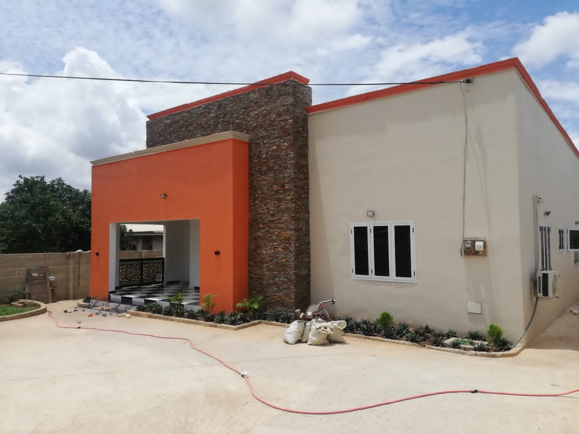 Four (4) Bedroom House For Sale at Kumasi Ejisu