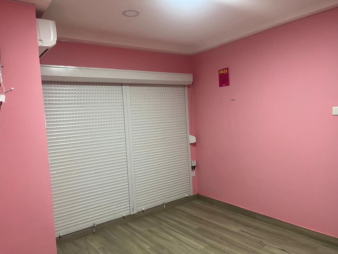 Four (4) Bedroom House For Sale at Labone