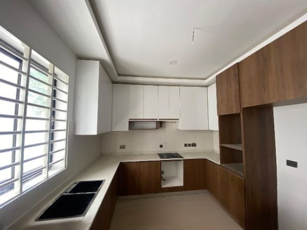 Four (4) Bedroom House For Sale at Sakumono