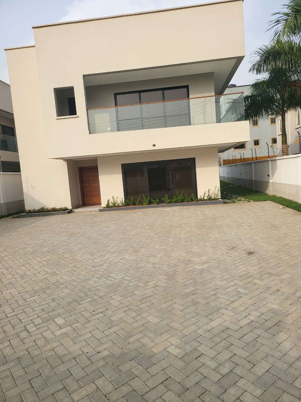 Four (4) Bedroom House with Boys For Rent at Tse Addo