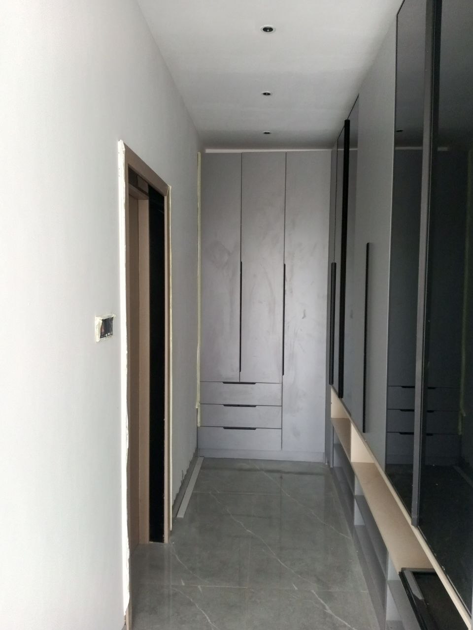 Four (4) Bedroom House with Swimming Pool For Sale at Lakeside
