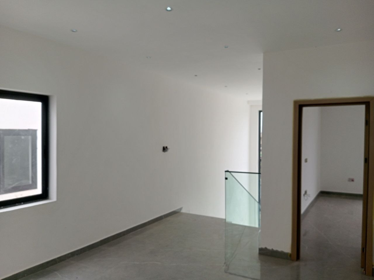 Four (4) Bedroom House with Swimming Pool For Sale at Lakeside