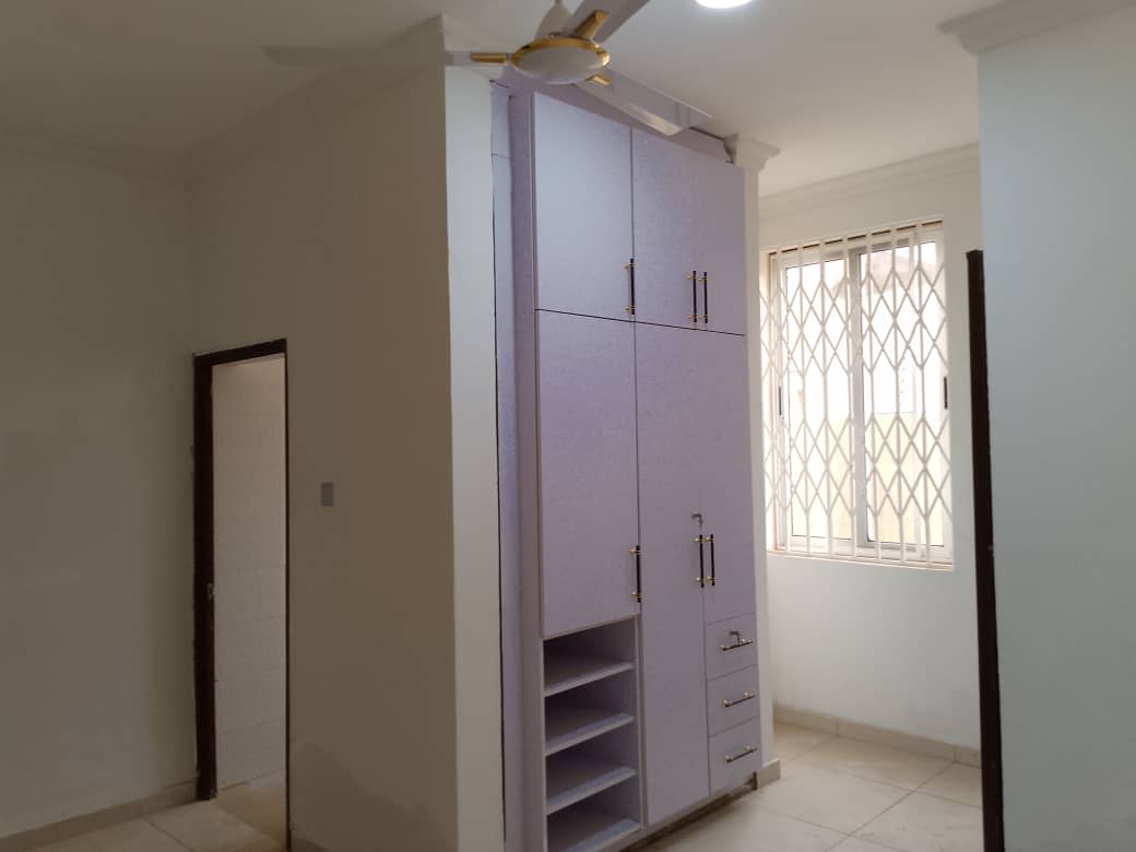 Four (4) Bedroom Semi-detached House For Rent at Lakeside Estate