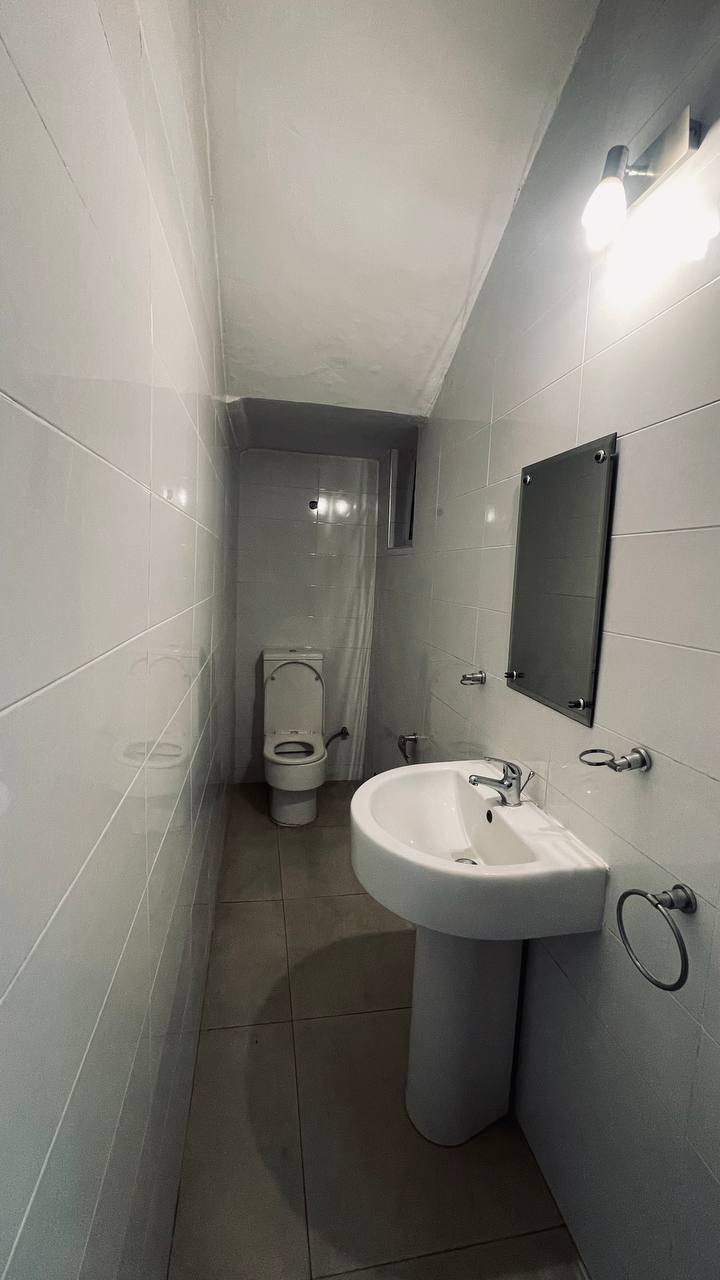 Four (4) Bedroom Semi-detached Townhouse For Rent in a Gated Community at North Ridge