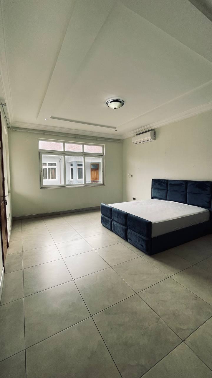 Four (4) Bedroom Semi-detached Townhouse For Rent in a Gated Community at North Ridge