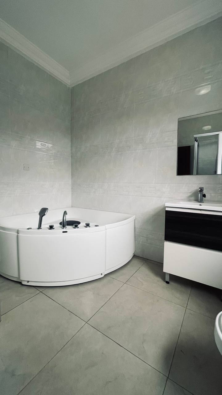 Four (4) Bedroom Semi-detached Townhouse For Rent in a Gated Community at North Ridge