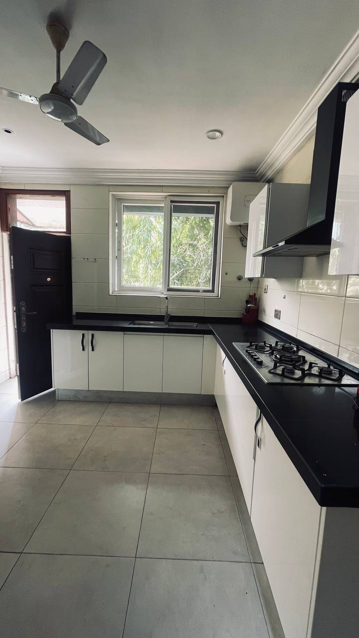 Four (4) Bedroom Semi-detached Townhouse For Rent in a Gated Community at North Ridge