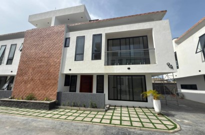 Four (4) Bedroom Townhouse For Rent at Tse Addo