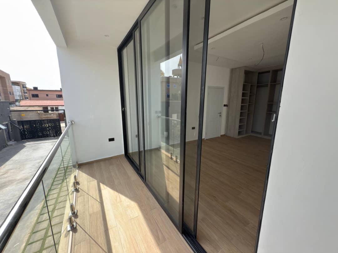 Four (4) Bedroom Townhouse For Rent at Tse Addo